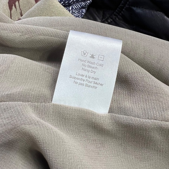 NWOT |•HEARTLOOM•| Brown Camo-like Print Wrap Draped Dress Size Small - Picture 14 of 16